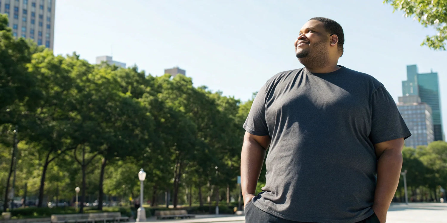 Man in a comfortable, well-fitting mens 4XL t-shirt.