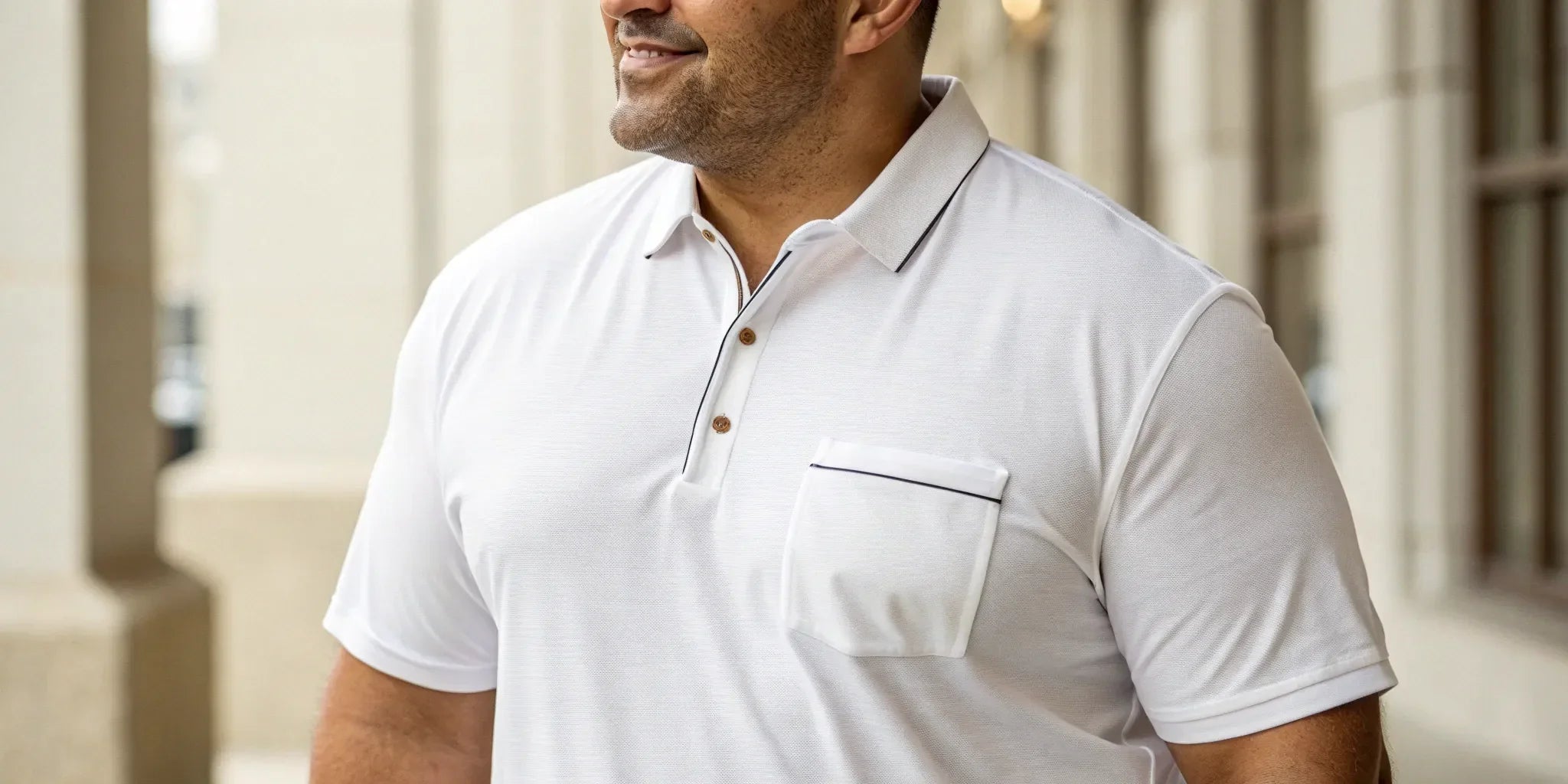 Men's white 5XL polo shirt with a pocket, designed for a comfortable fit.